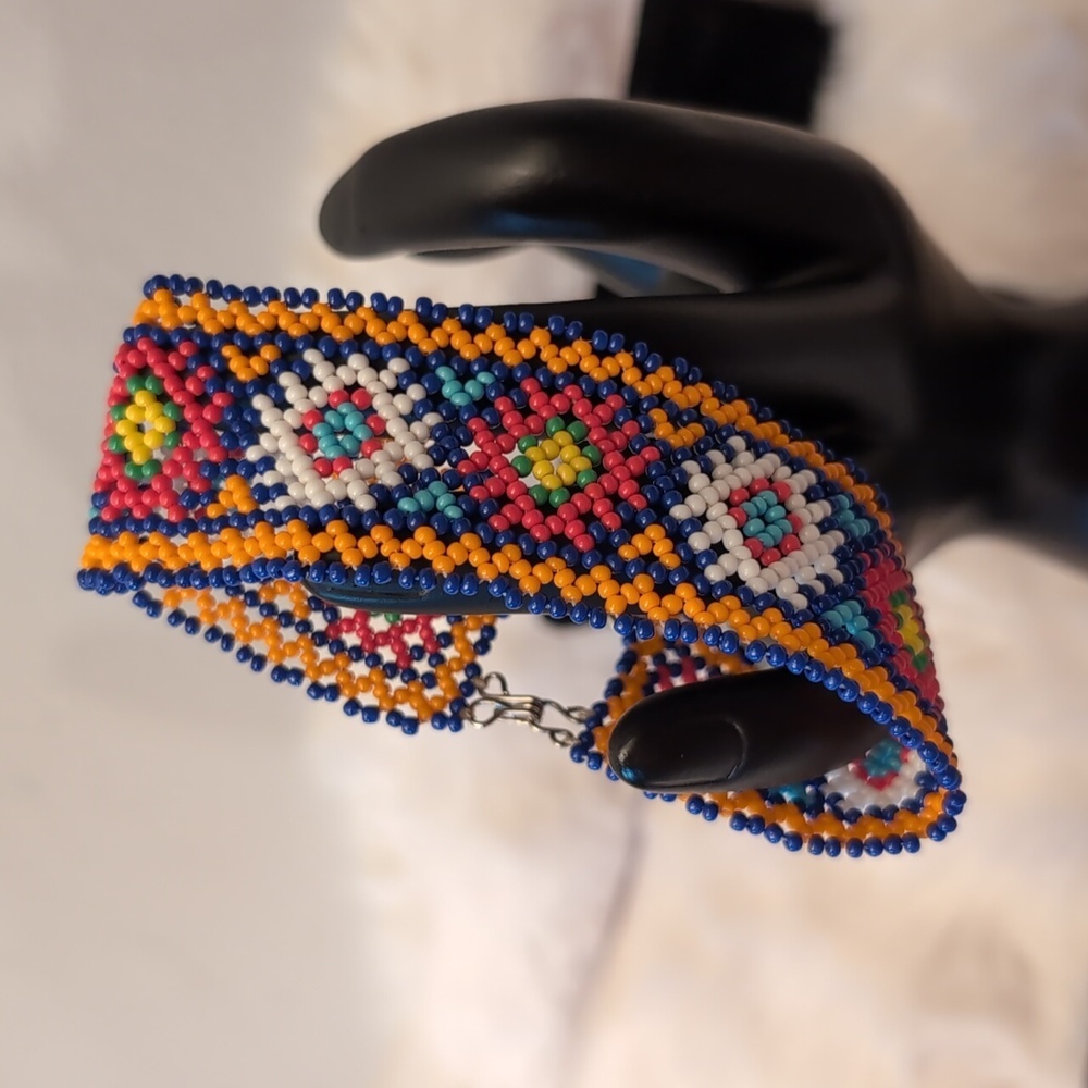 Vintage Traditional Multicolored Beaded Hook Clasp Bracelet